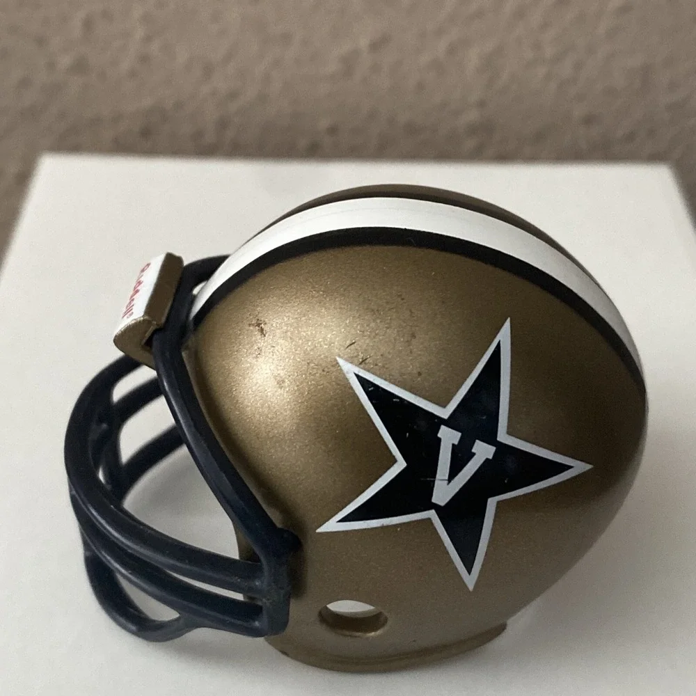 Riddell‎ Pocket Size VANDERBILT COMMODORES Cake Topper Mini Football Helmet